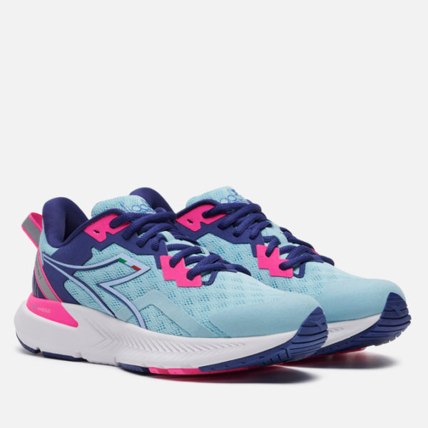Женские кроссовки Diadora Mythos Blushield Volo 3
