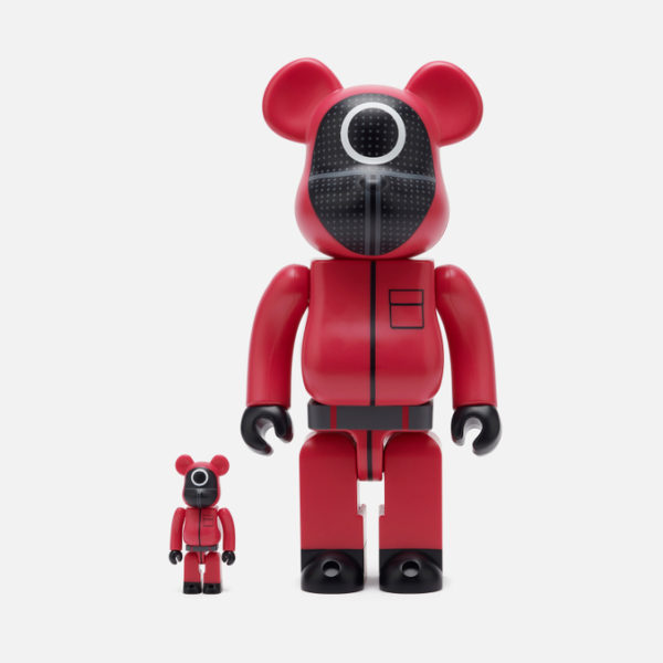 Игрушка Medicom Toy Squid Game Guard Circle 100% & 400%