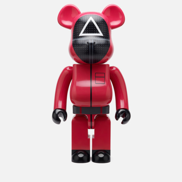 Игрушка Medicom Toy Squid Game Guard Triangle 1000%