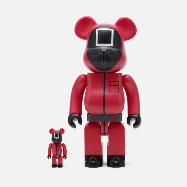 Игрушка Medicom Toy Squid Game Guard Square 100% & 400%