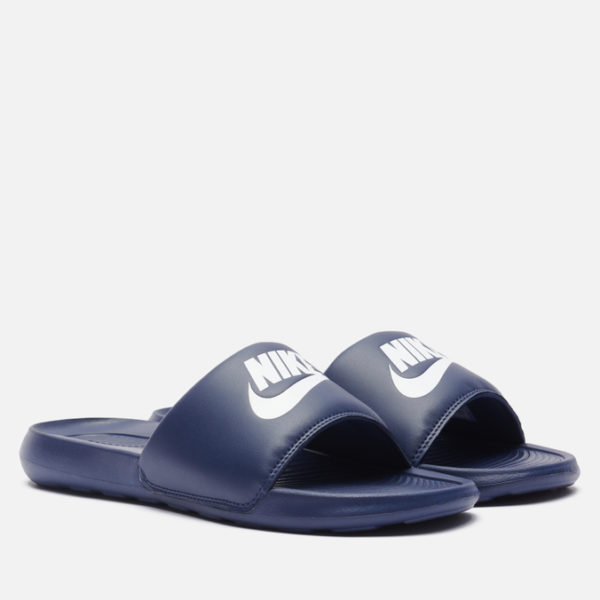 Сланцы Nike Victori One