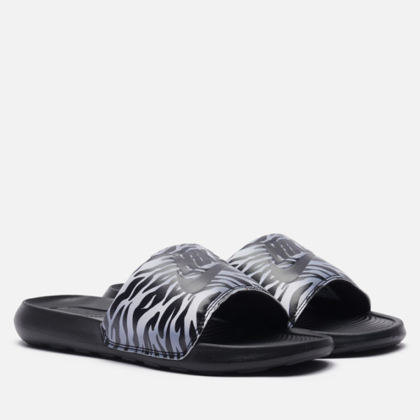 Женские сланцы Nike Victori One Print
