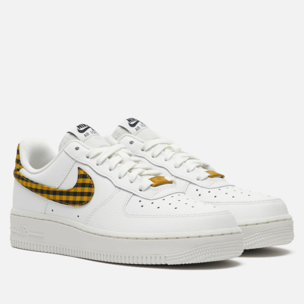 Женские кроссовки Nike Wmns Air Force 1 '07