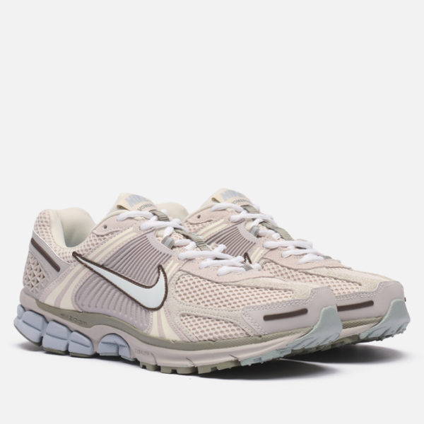 Кроссовки Nike Zoom Vomero 5 SE